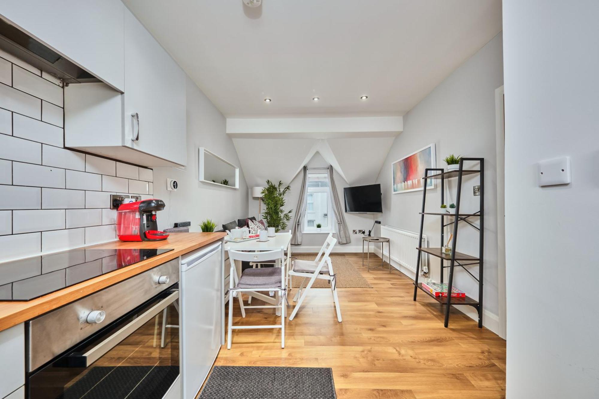 3 Princess Green - Portrush By The Sea Экстерьер фото